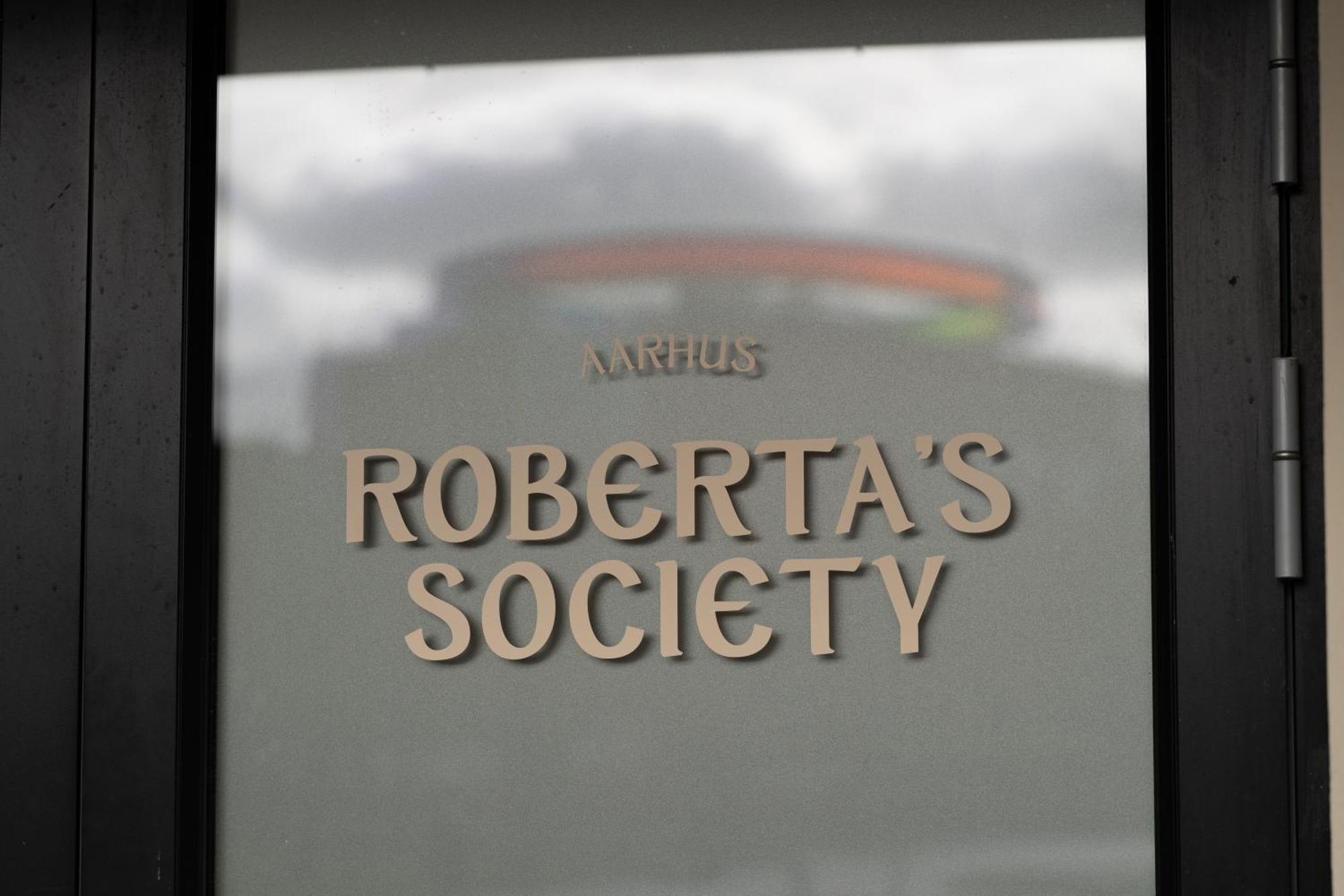 Roberta'S Society Aarhus Hostel Екстериор снимка